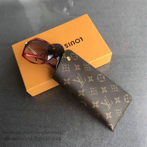 louis vuitton monogram canvas sunglasses case mm